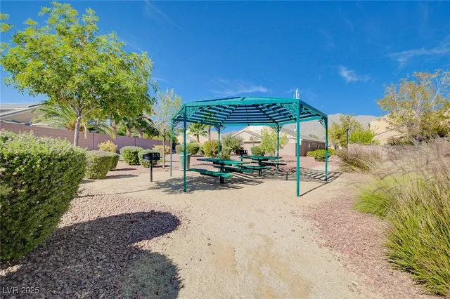 $749,900 | 9117 North Costa De Oro Court, Las Vegas, NV 89131