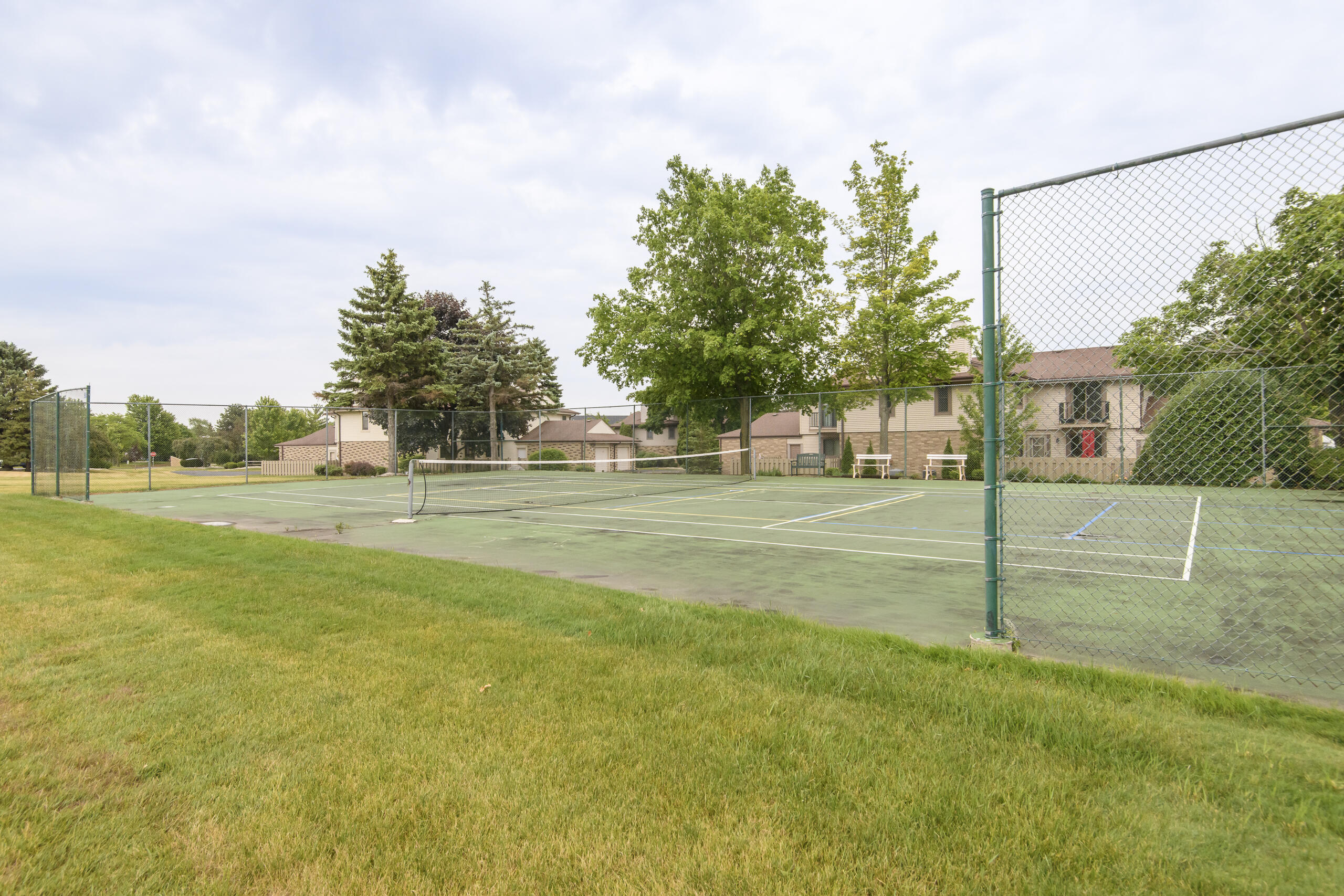 W177N9769 Riversbend Circle East Germantown, WI 53022 - Photo 28 of 34 Tennis