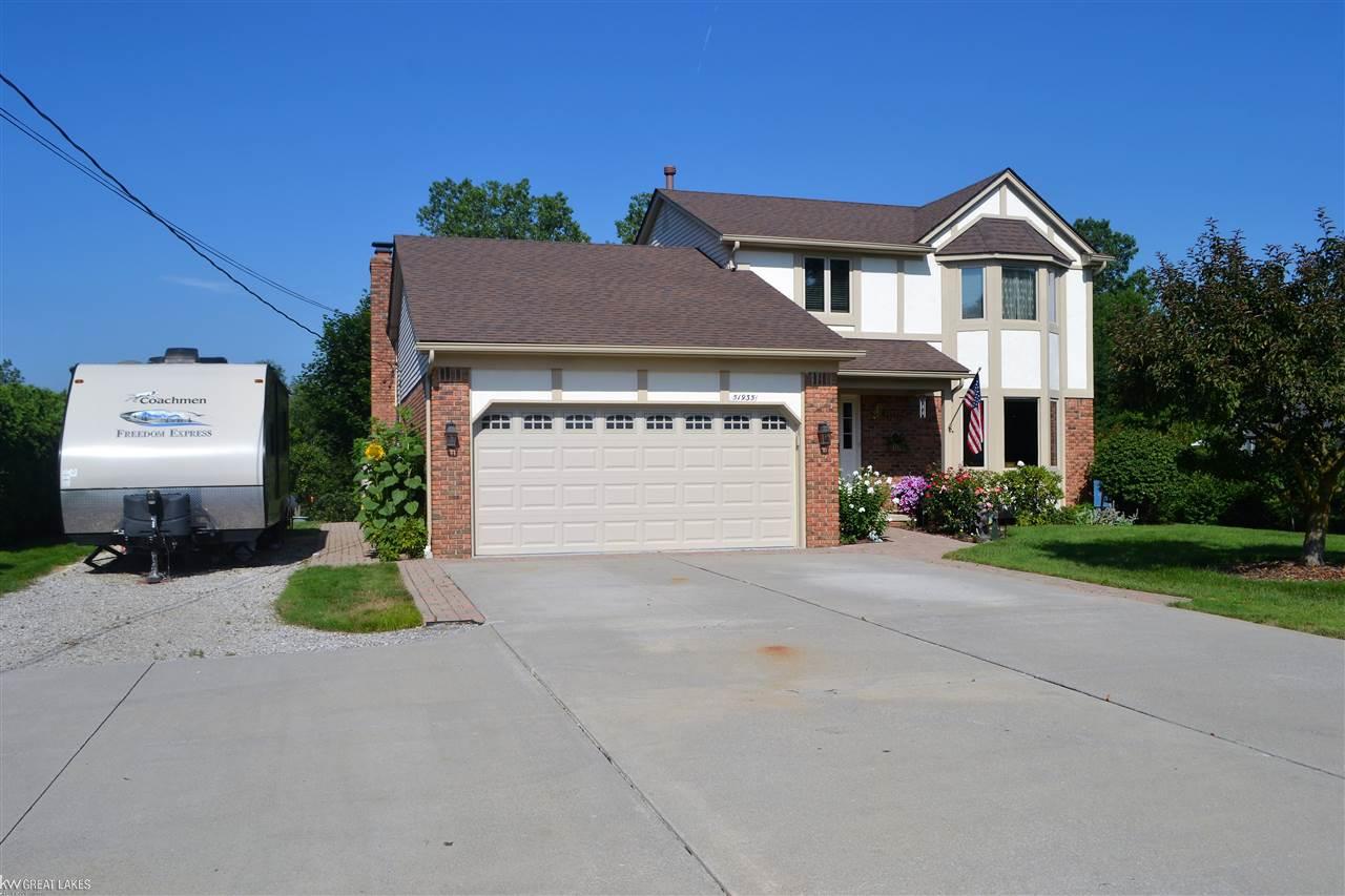 51935 Fairchild Road Chesterfield, MI 48051 - Photo 2 of 43