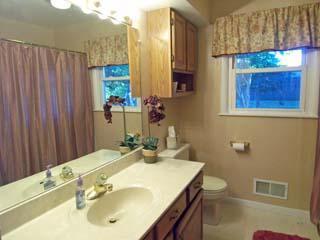 3703 Olney Road Kalamazoo, MI 49006 - Photo 10 of 17 Additional Photo