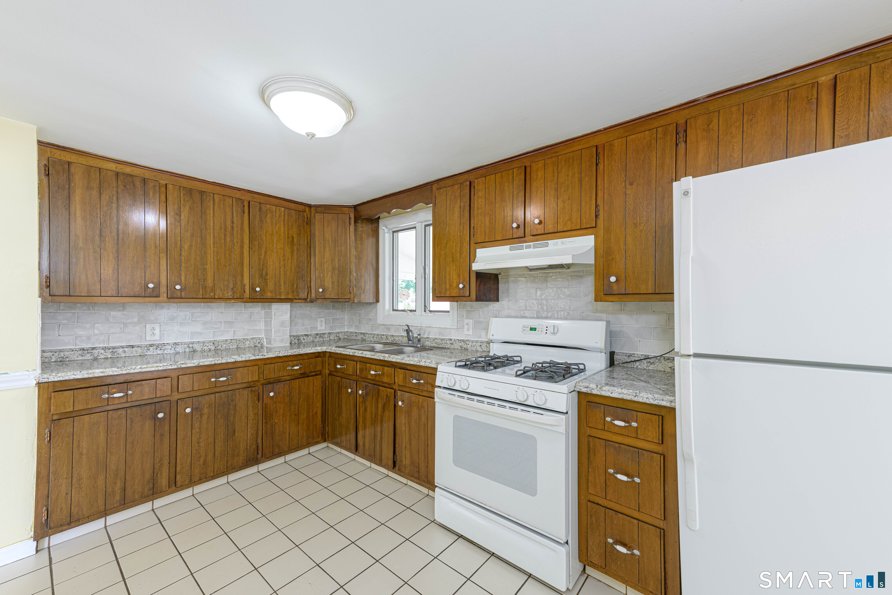26 MacArthur Road North Haven, CT 06473 - Photo 10 of 39