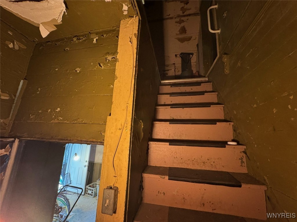 431 Normal Avenue Buffalo, NY 14213 - Photo 24 of 29 Stairs to the Attic