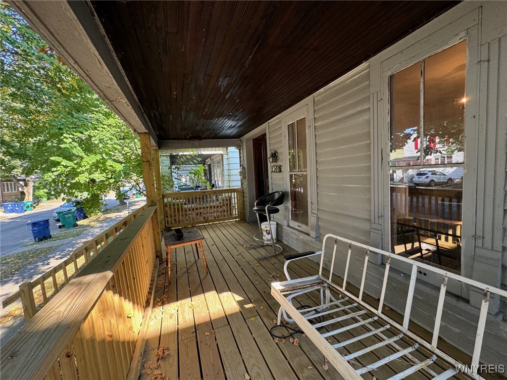 431 Normal Avenue Buffalo, NY 14213 - Photo 4 of 29