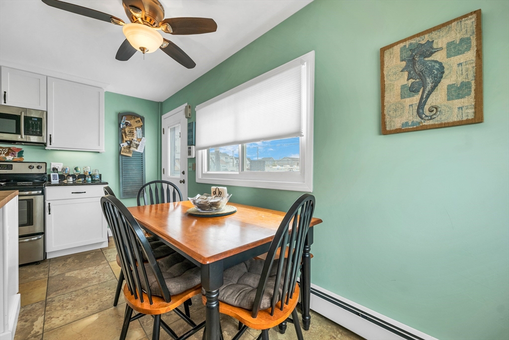 10 Liberty Street Salisbury, MA 01952 - Photo 16 of 34