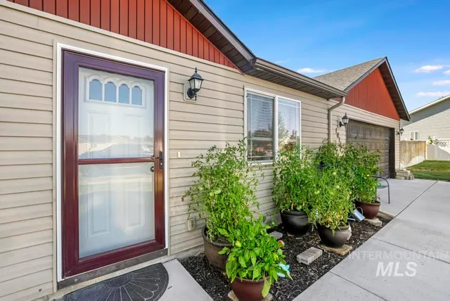 $322,000 | 1011 Chisum Circle, Filer, ID 83328