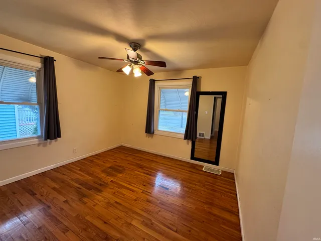 $179,999 | 804 South Lombardy Drive, South Bend, IN 46619