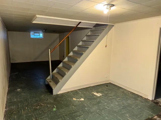 $179,999 | 804 South Lombardy Drive, South Bend, IN 46619