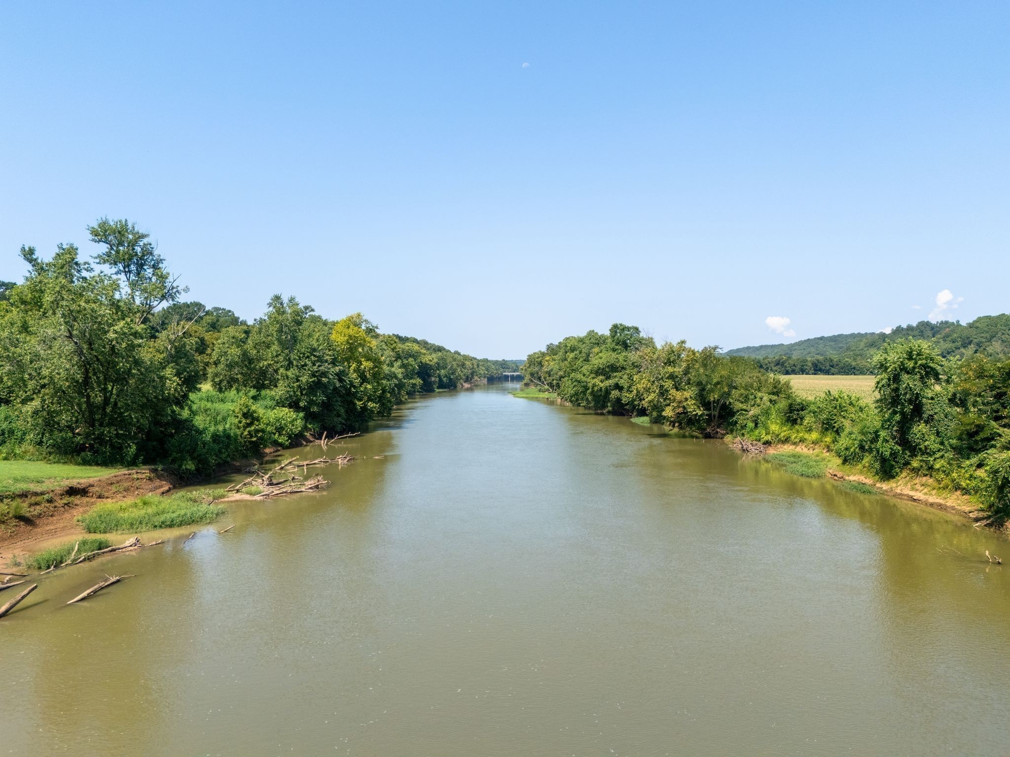 715 Dyer Road Hurricane Mills, TN 37078 - Photo 15 of 36 a view of a lake with a houses