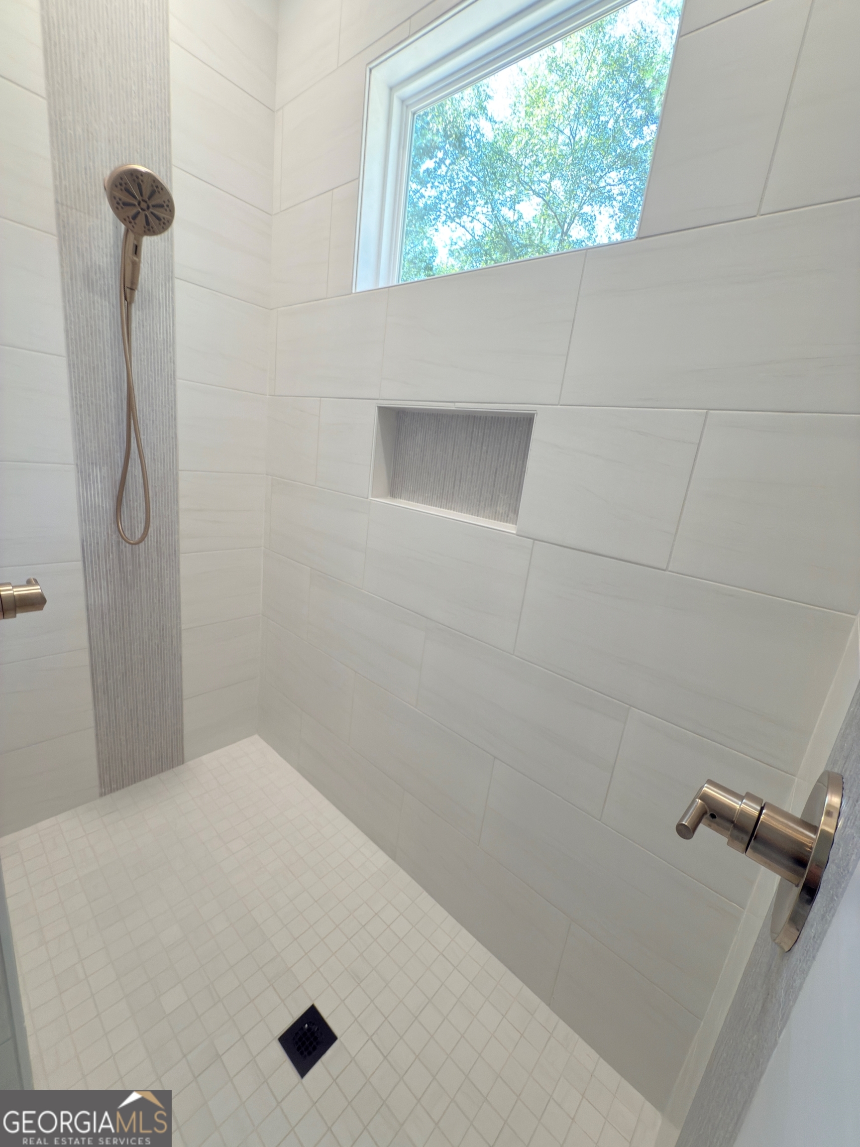 227 Morgan Farm Road Leesburg, GA 31763 - Photo 24 of 33 a bathroom with a shower