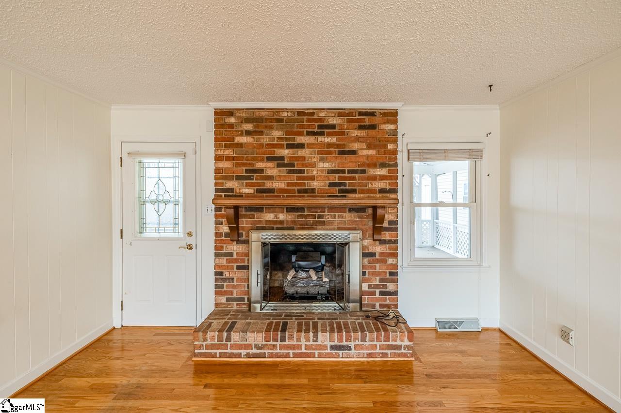 104 State Rd S-42-9771 Greer, SC 29651 - Photo 5 of 25