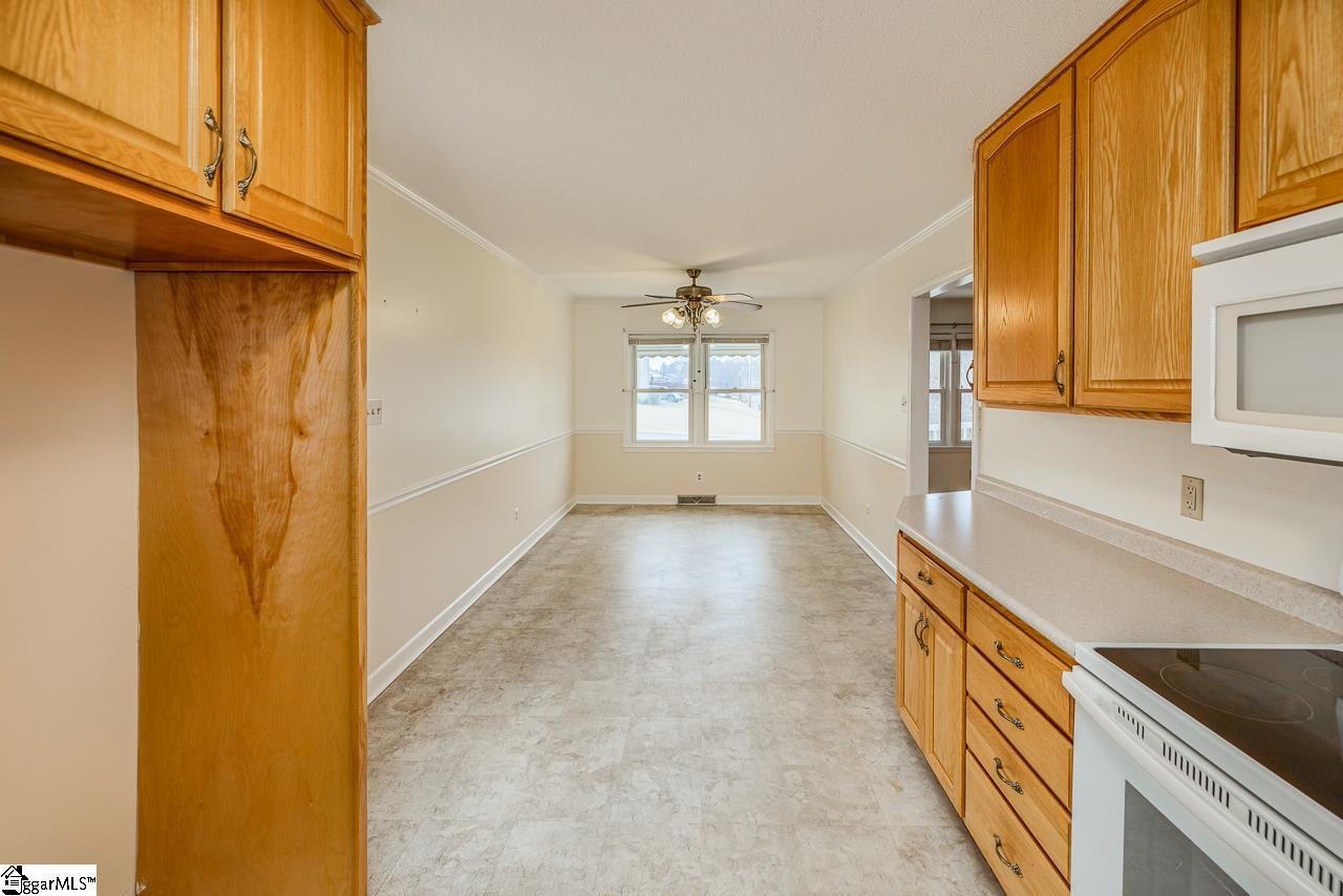 104 State Rd S-42-9771 Greer, SC 29651 - Photo 9 of 25