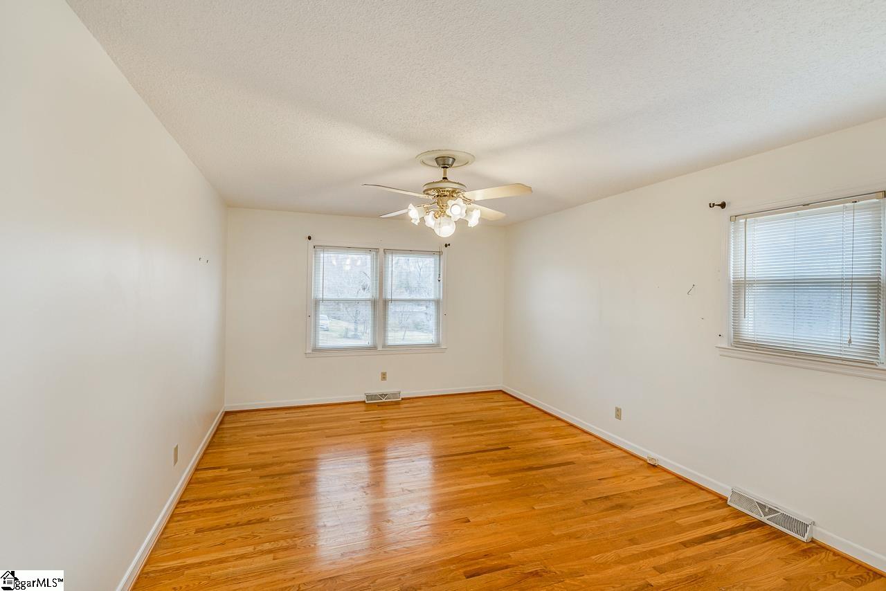 104 State Rd S-42-9771 Greer, SC 29651 - Photo 10 of 25