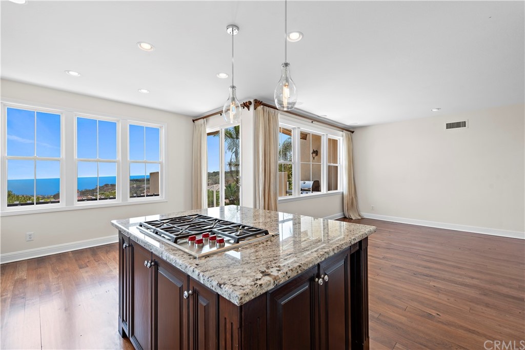 28 Coral Reef Newport Coast, CA 92657 - Photo 12 of 33