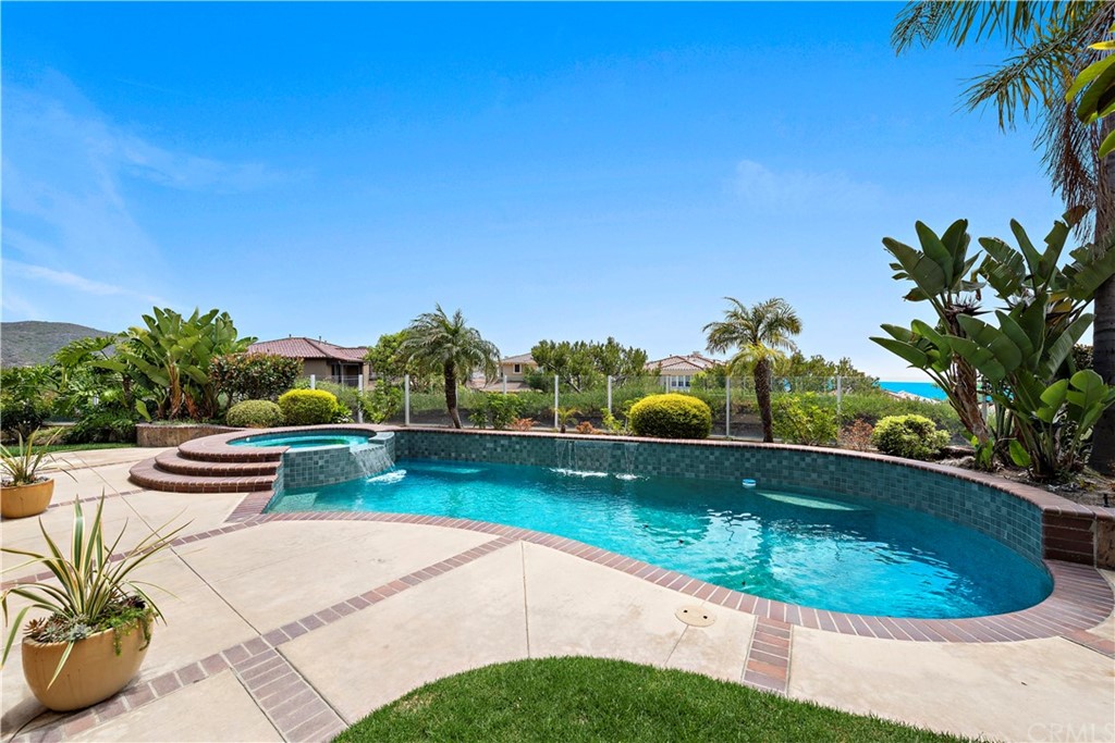 28 Coral Reef Newport Coast, CA 92657 - Photo 6 of 33