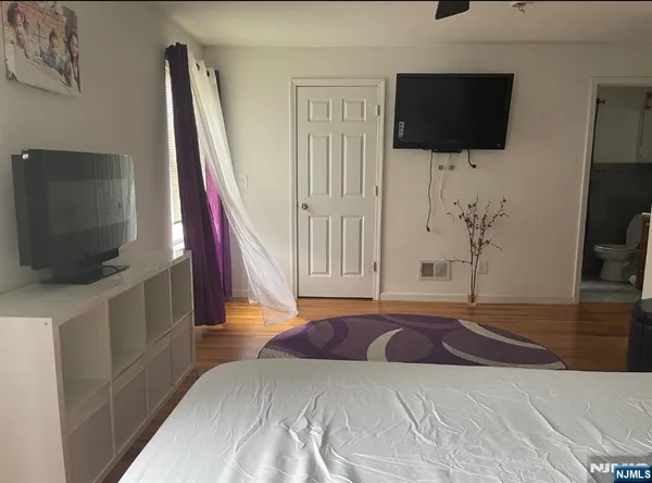 $2,850 | 847 Bond Street, Unit 1, Elizabeth, NJ 07201