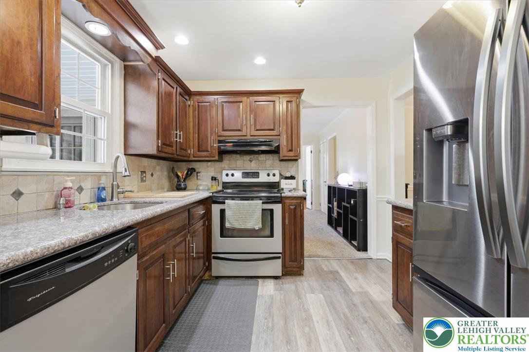 3547 Hecktown Road Bethlehem, PA 18020 - Photo 19 of 69