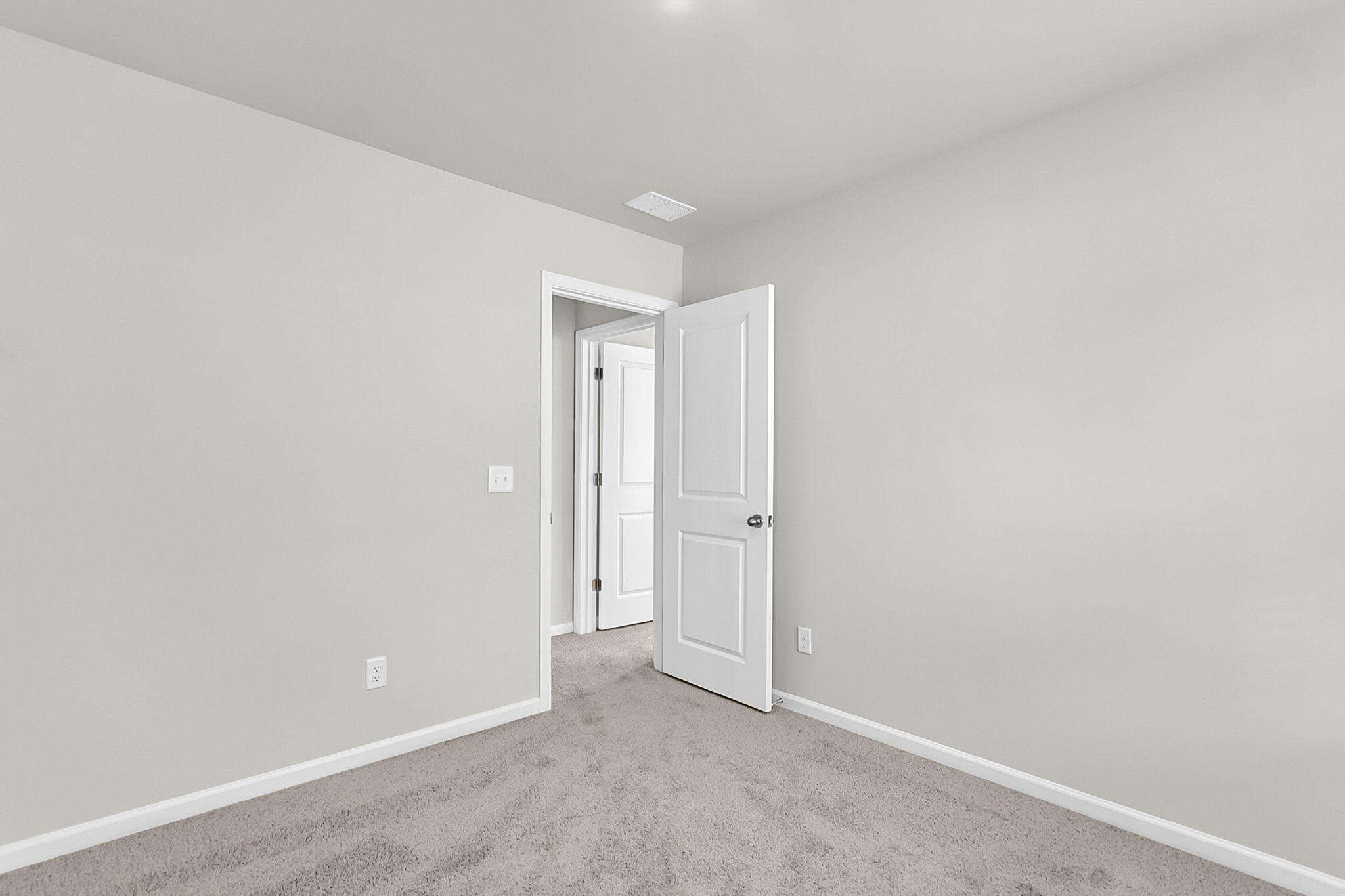 322 Clipper Court Summerville, SC 29486 - Photo 26 of 41 BEDROOM