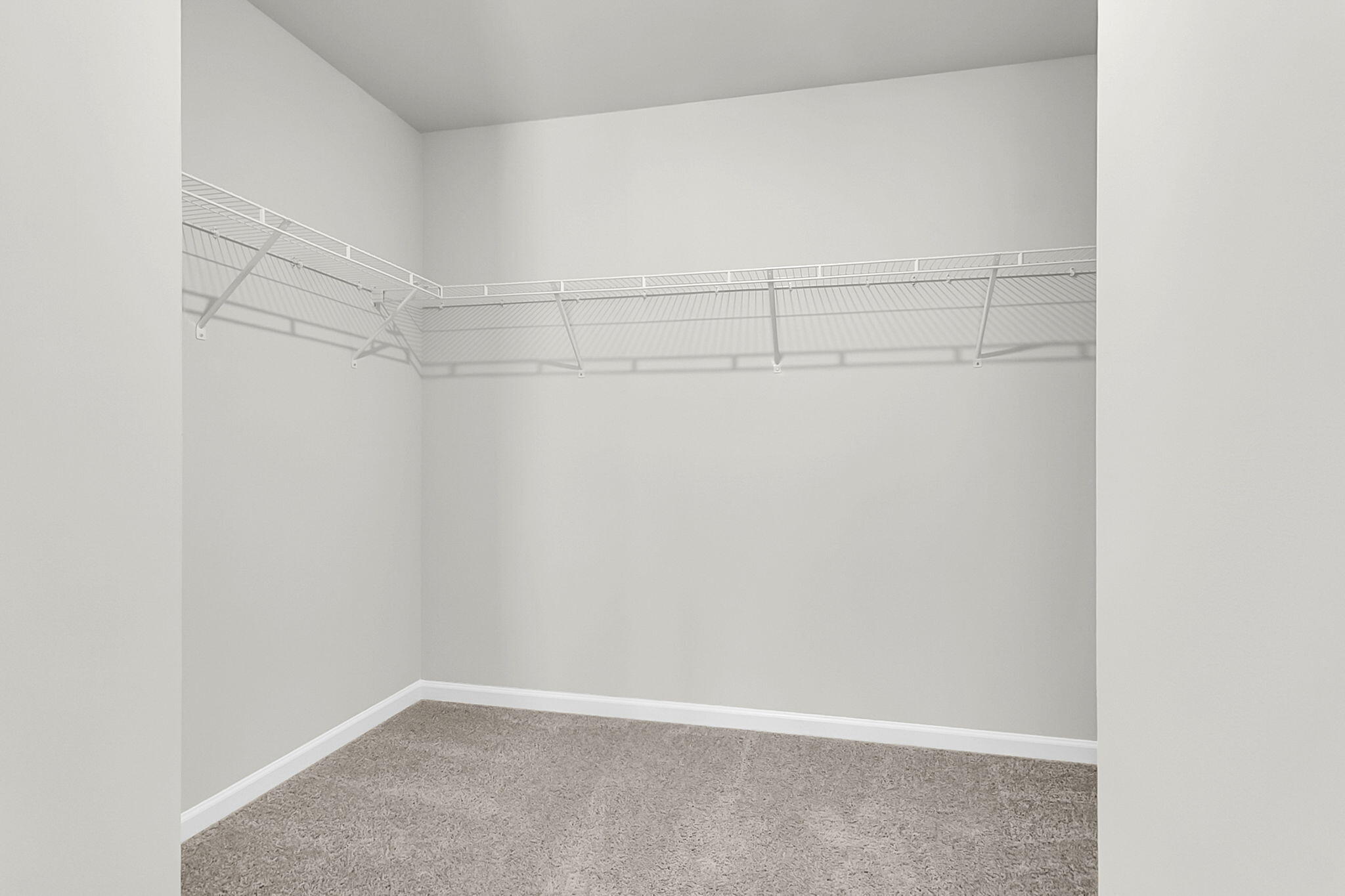 322 Clipper Court Summerville, SC 29486 - Photo 36 of 41 WALK-IN CLOSET