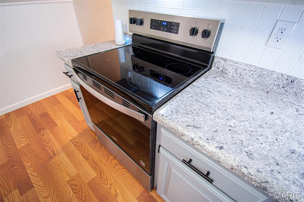 2087 Chambers Road St. Louis, MO 63136 - Photo 12 of 67