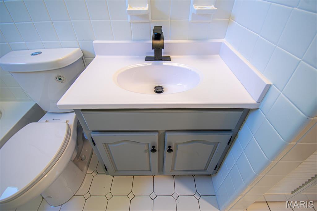 2087 Chambers Road St. Louis, MO 63136 - Photo 23 of 67