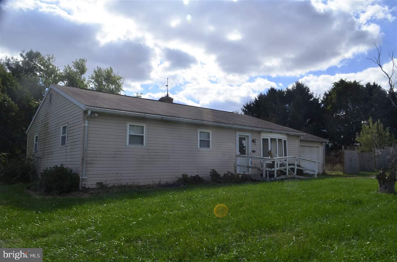 151 Grove Road New Park, PA 17352 - Photo 2 of 26 Gallery Image 2