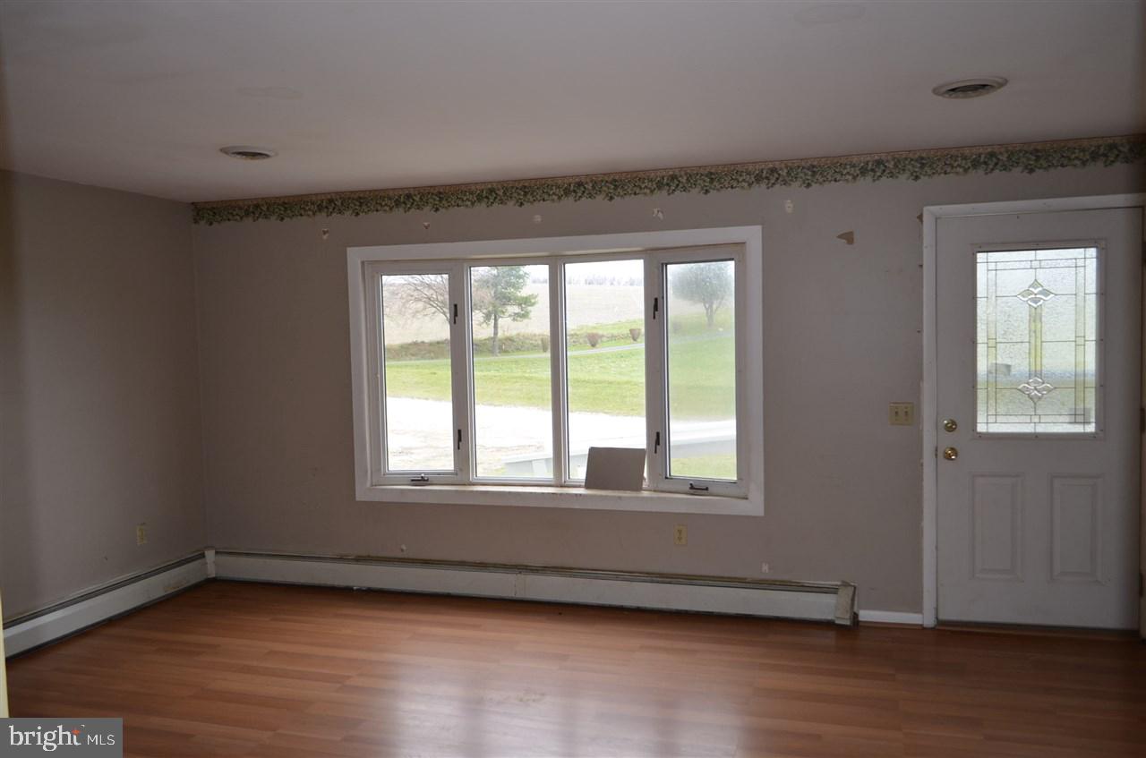 151 Grove Road New Park, PA 17352 - Photo 6 of 26 Gallery Image 6