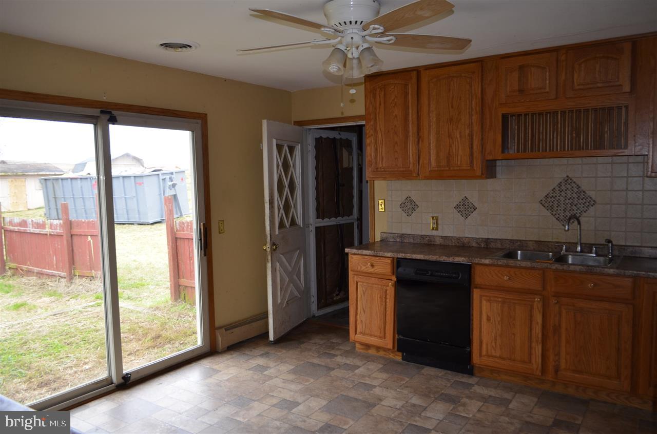 151 Grove Road New Park, PA 17352 - Photo 9 of 26 Gallery Image 9