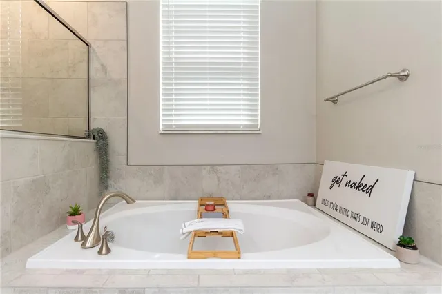 $380,000 | 11874 Sunburst Marble Road, Riverview, FL 33579