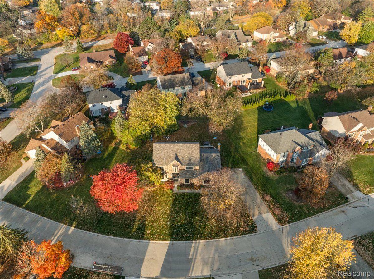317 Silvervale Drive Rochester, MI 48309 - Photo 64 of 72 Gallery Image 64