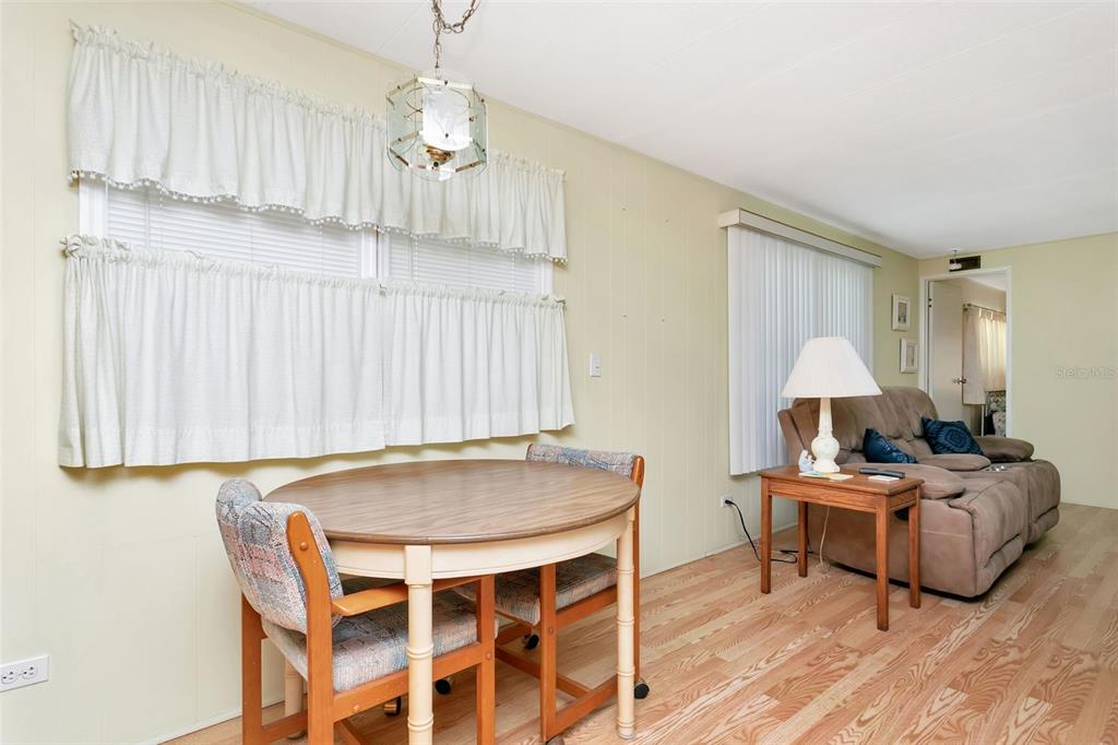 5690 Forsythia Road Venice, FL 34293 - Photo 8 of 38 Gallery Image 8