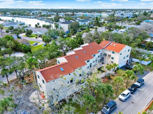$4,485,000 | 812 East Gulf Boulevard, Indian Rocks Beach, FL 33785