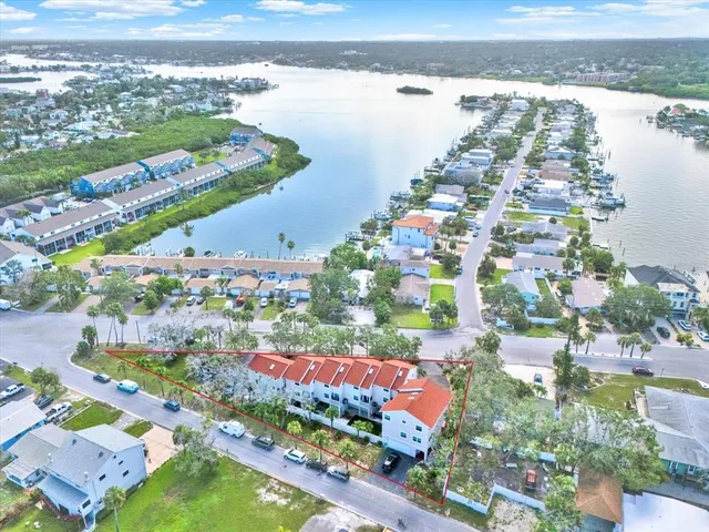 $4,485,000 | 812 East Gulf Boulevard, Indian Rocks Beach, FL 33785