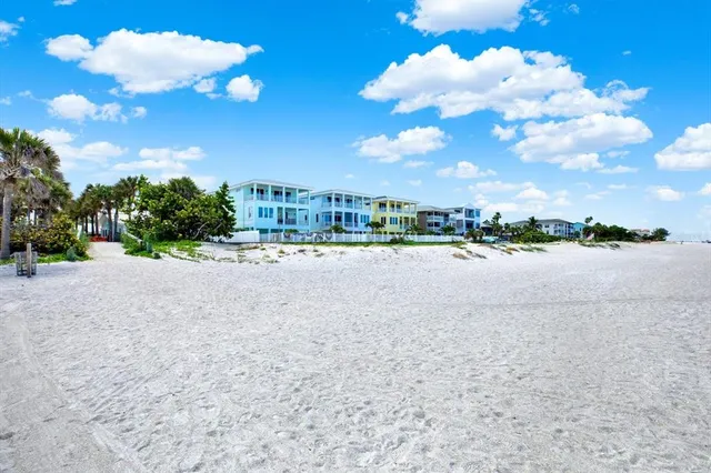 $4,485,000 | 812 East Gulf Boulevard, Indian Rocks Beach, FL 33785