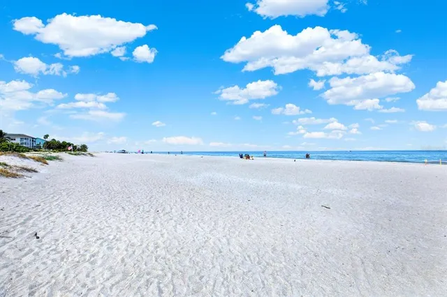 $4,485,000 | 812 East Gulf Boulevard, Indian Rocks Beach, FL 33785