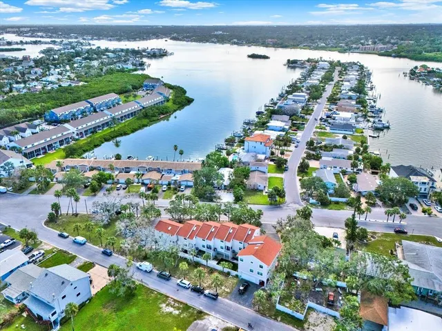 $4,485,000 | 812 East Gulf Boulevard, Indian Rocks Beach, FL 33785