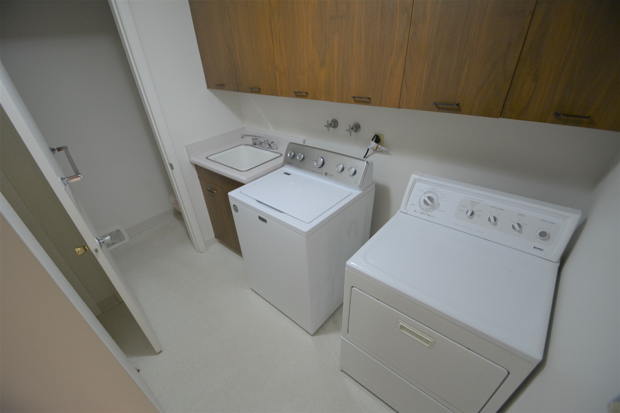 5305 Old Mill Road Fort Wayne, IN 46807 - Photo 14 of 30
