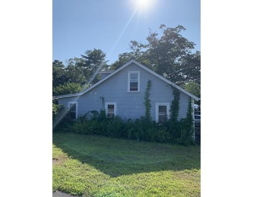 233 Sandwich Road Wareham, MA 02571 - Photo 3 of 29 Gallery Image 3