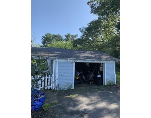 233 Sandwich Road Wareham, MA 02571 - Photo 5 of 29 Gallery Image 5
