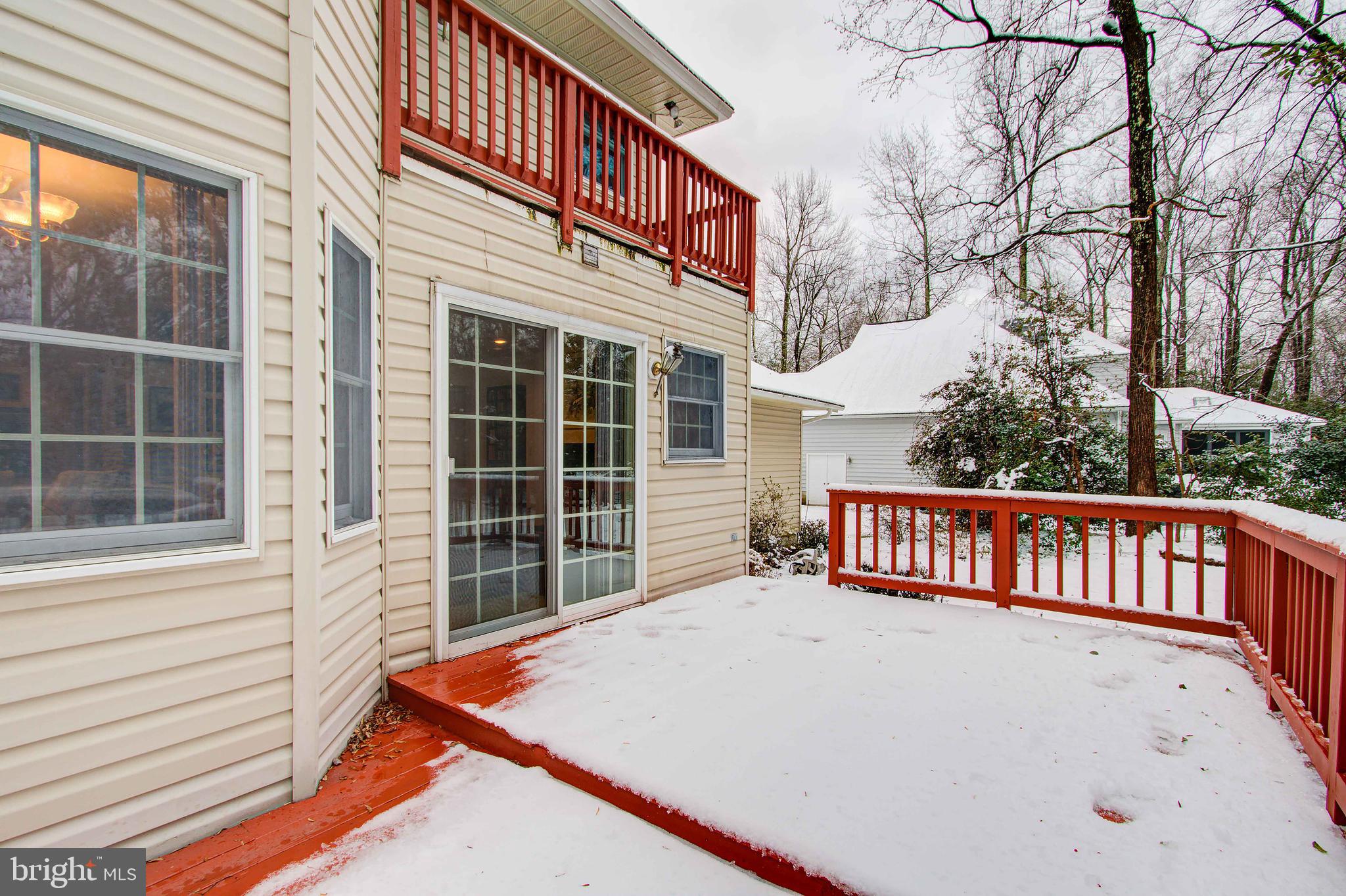 8308 Patapsco Road Pasadena, MD 21122 - Photo 21 of 25 Rear deck