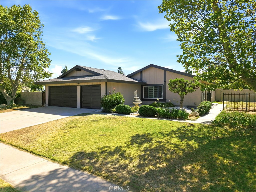 3073 Joshua Tree Road Riverside, CA 92503 - Photo 1 of 56