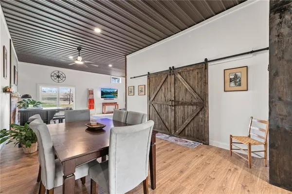 $639,000 | 27900 East Dye Store Road, Weston, MO 64098