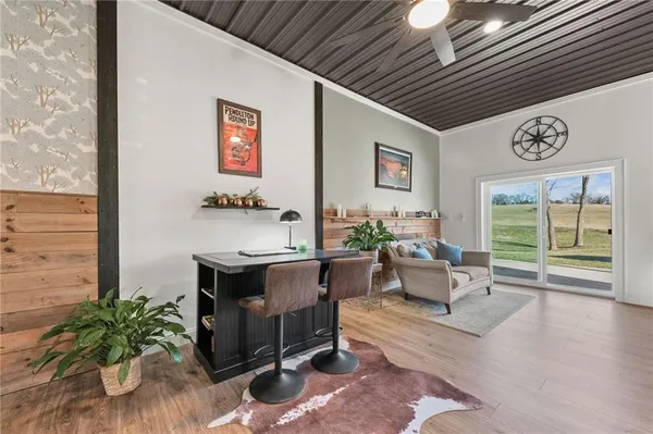 $639,000 | 27900 East Dye Store Road, Weston, MO 64098