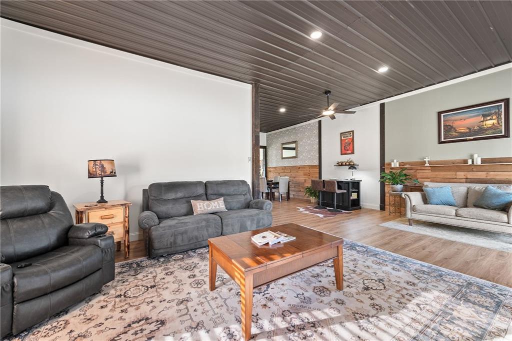 27900 East Dye Store Road Weston, MO 64098 - Photo 14 of 60