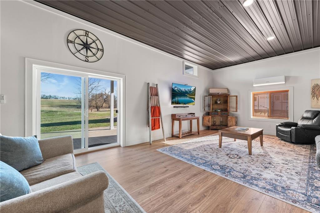 27900 East Dye Store Road Weston, MO 64098 - Photo 18 of 60