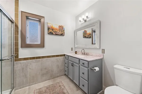 $639,000 | 27900 East Dye Store Road, Weston, MO 64098