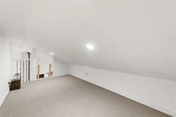 $639,000 | 27900 East Dye Store Road, Weston, MO 64098