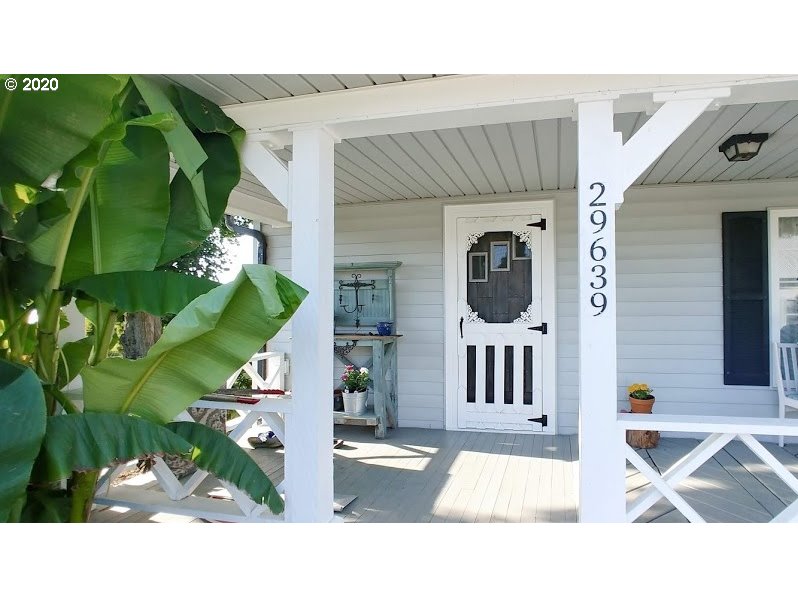 29639 Dane Lane Junction City, OR 97448 - Photo 2 of 32