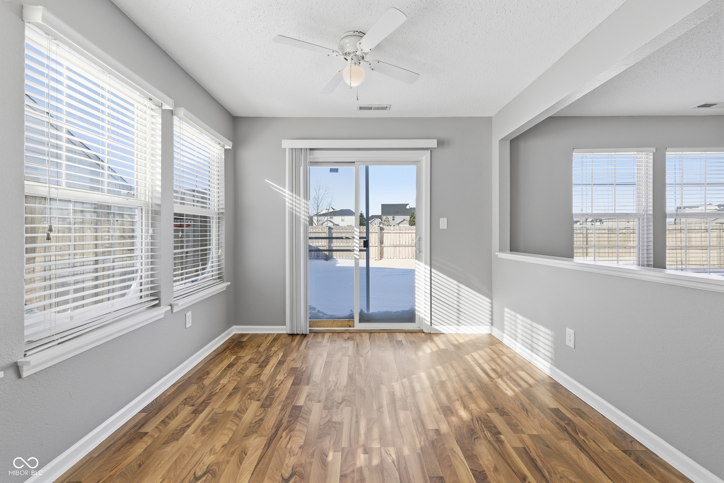 584 Springtree Lane Avon, IN 46123 - Photo 12 of 39