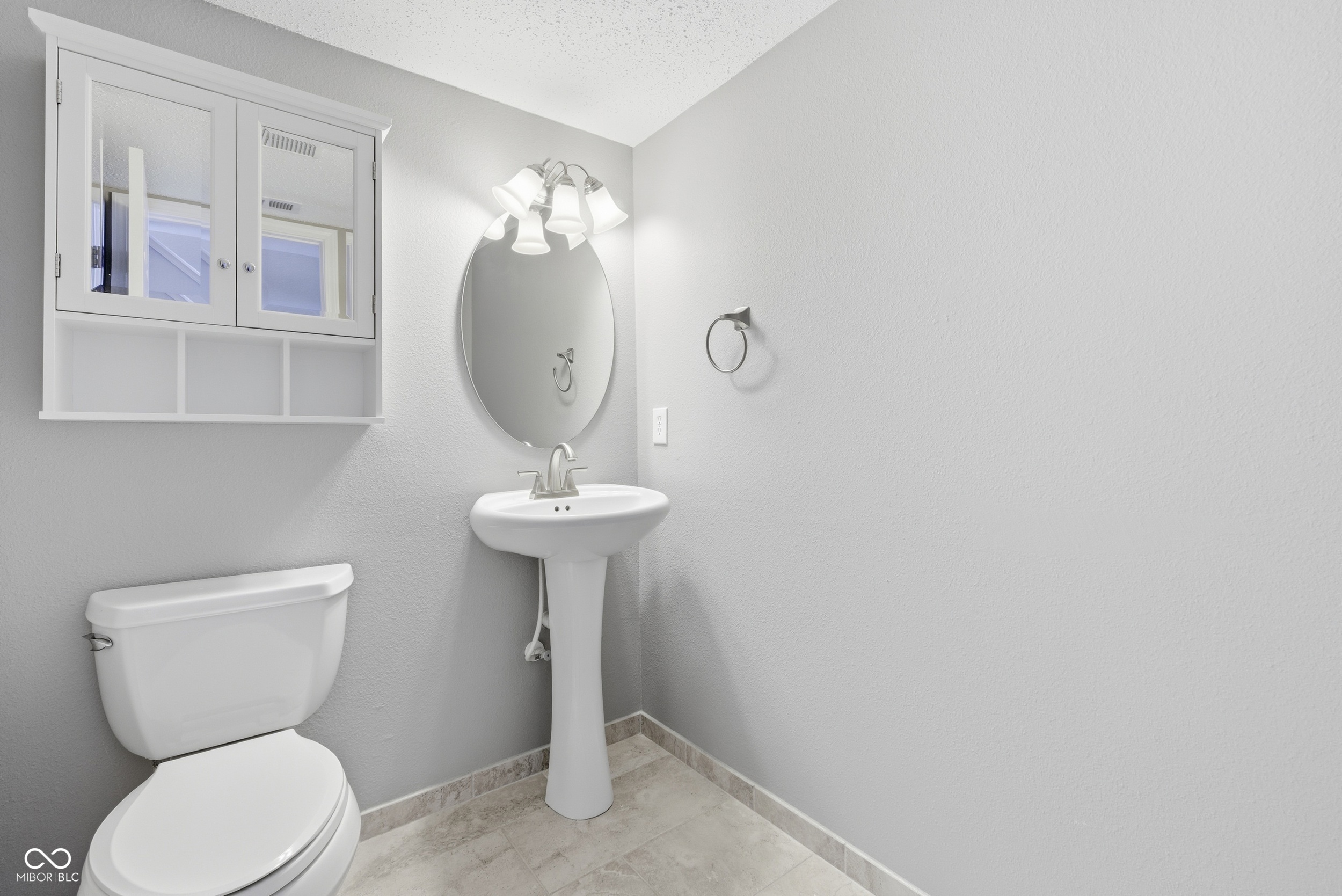 584 Springtree Lane Avon, IN 46123 - Photo 7 of 39