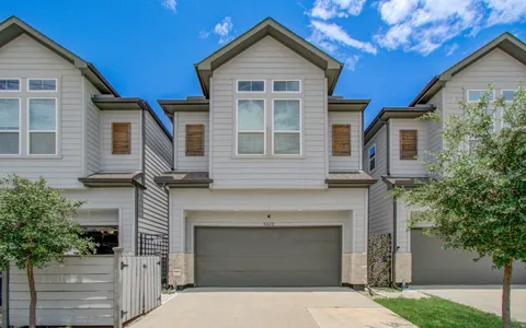 $355,000 | 5522 Rosslyn Road, Houston, TX 77091